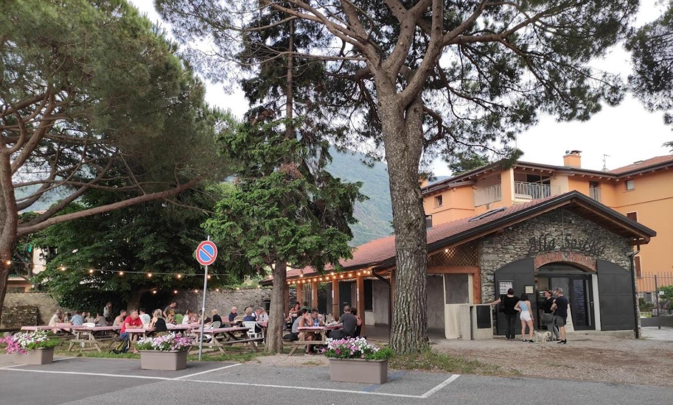Casa Di Ale E Bea Lejlighed Dervio Eksteriør billede